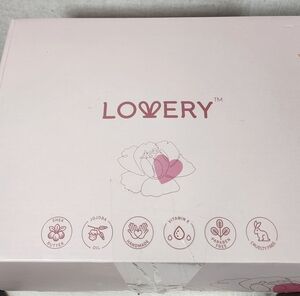 Lovery Pink Face Mask